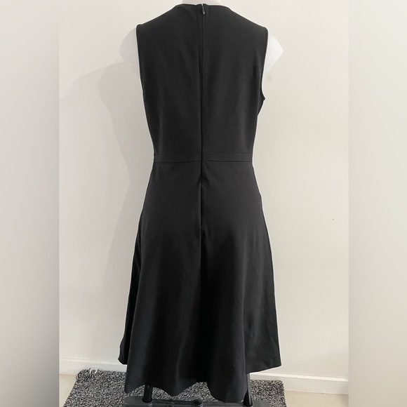 Uniqlo Fit and Flare Dress - Picture 3 of 6